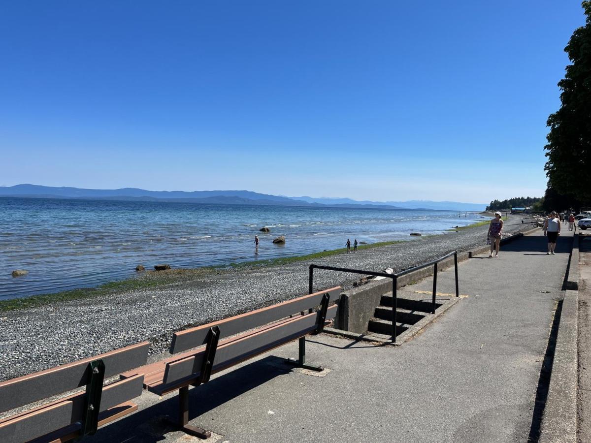 Kwalikum Kottage Villa Qualicum Beach Exterior photo