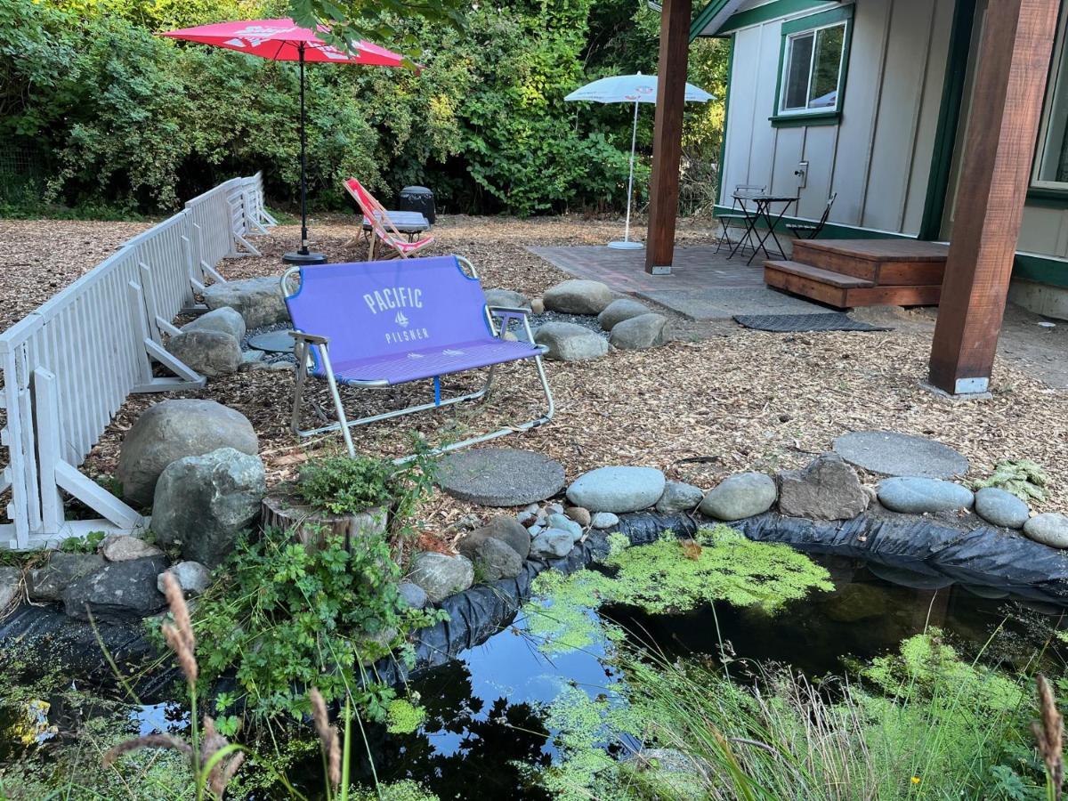 Kwalikum Kottage Villa Qualicum Beach Exterior photo